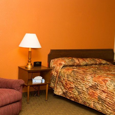 Cottonwood Inn & Suites Phillipsburg Zimmer foto